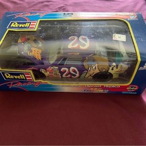 NIB Scooby-Doo Replica Diecast 1997 1/24 scale